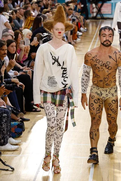 Look 9